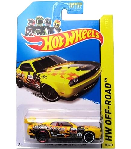 Amazon.com: Mattel Hot Wheels 2011 New Models Dodge Challenger
